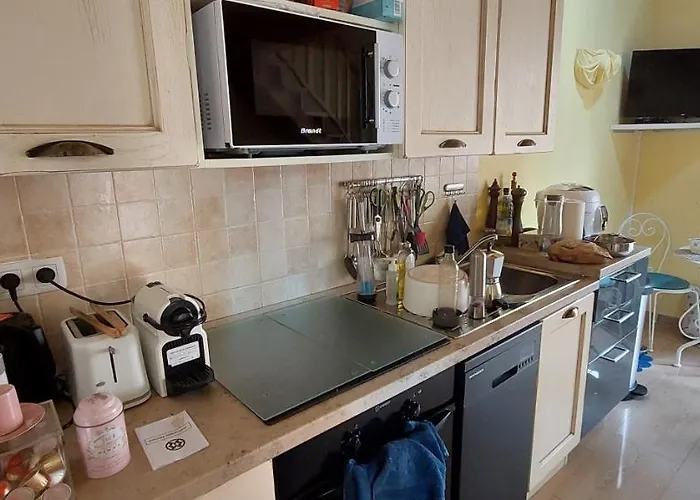 Mediterranee Paradise 아파트 *